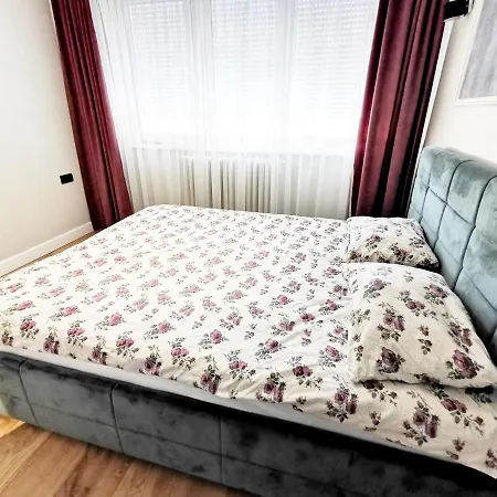 Pleasure Place Apartment *